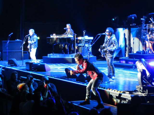 Journey - Manchester MEN,23 May 2013