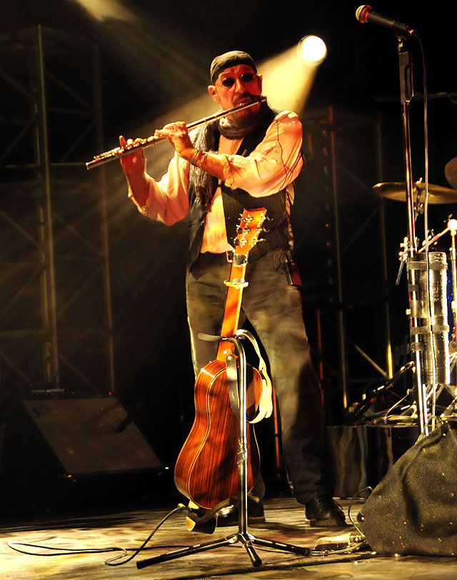 IAN ANDERSON (JETHRO TULL) - The Lowry, Salford, 14 September 2015