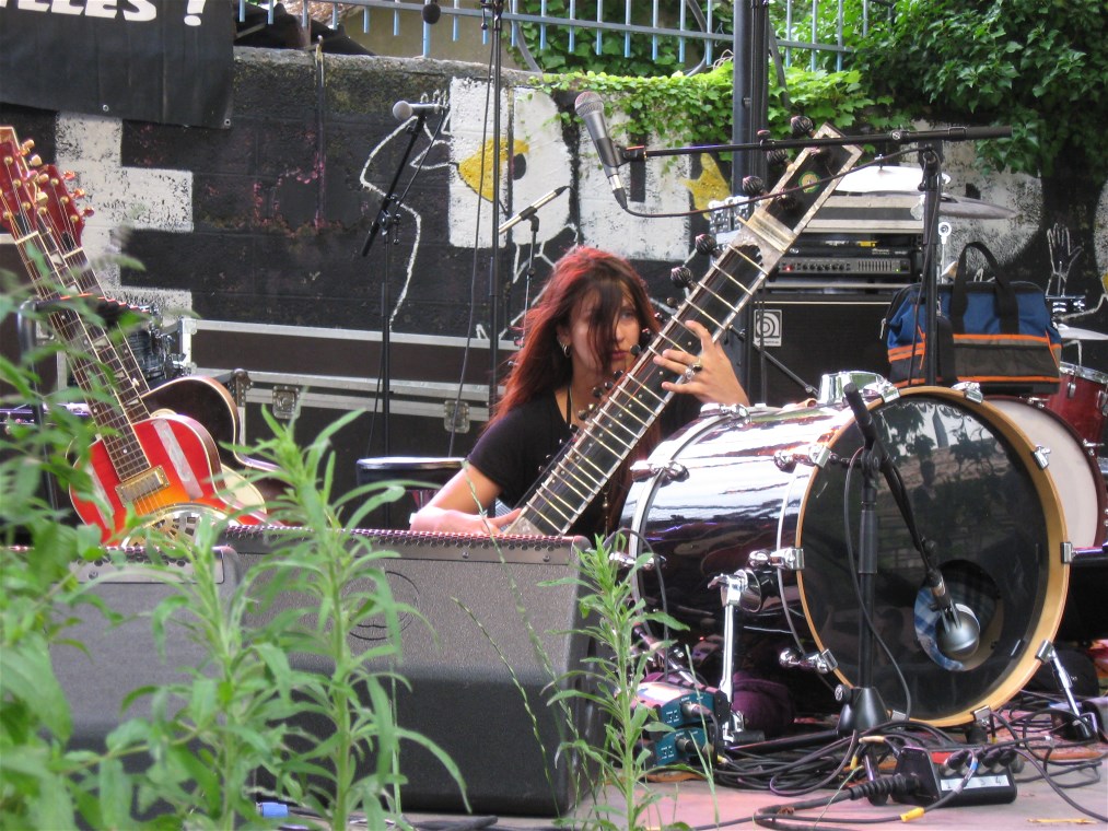 Elli de Mon - Relache Festival, Bordeaux, 12 July 2016