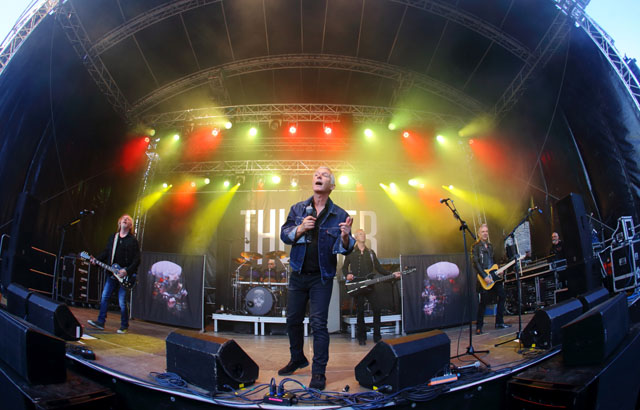 THUNDER - Caerphilly Castle, Wales, 14 July 2018