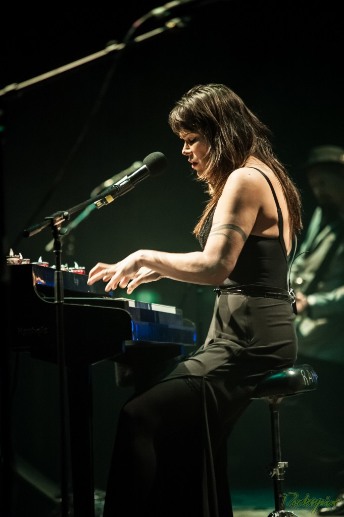 Beth Hart 4 by John Bull