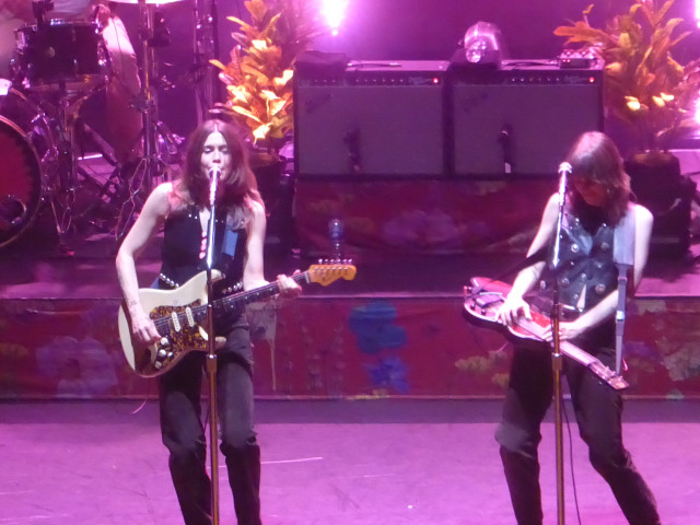 LARKIN POE - Hammersmith Apollo, London, 21 October 2025 LARKIN POE - Hammersmith Apollo, London, 21 October 2025