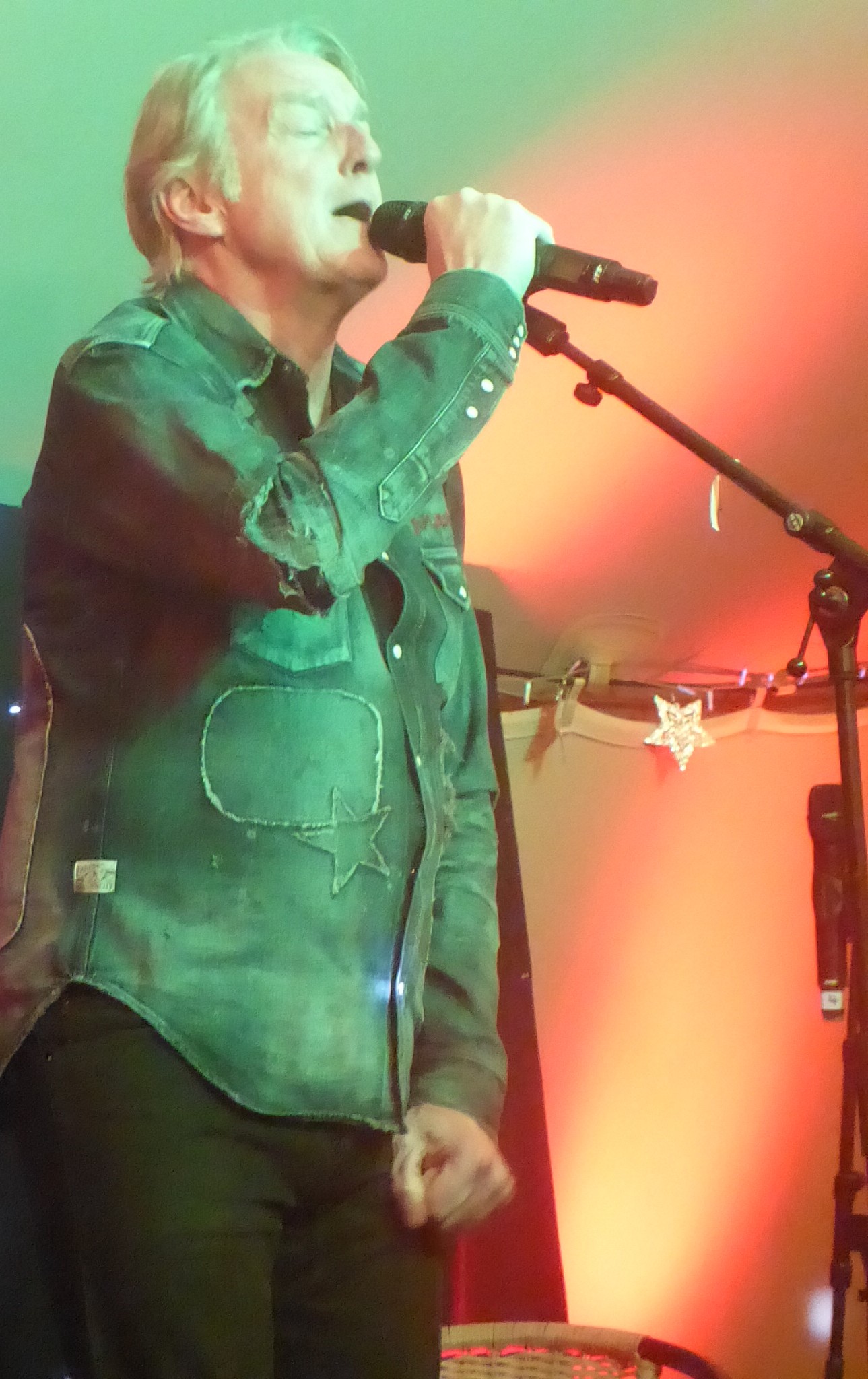 STEVE OVERLAND AND JIM KIRKPATRICK- The Weir, Brentford, Middlesex, 9 December 2025 STEVE OVERLAND AND JIM KIRKPATRICK- The Weir, Brentford, Middlesex, 9 December 2025