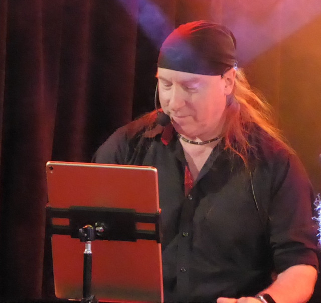 CATS IN SPACE- Half Moon, Putney, London, 26 April 2026